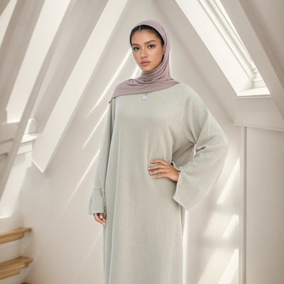 LM075 Cozy Knitted Closed Abaya Maxi Dress | Warm Autumn Winter Outfit for Modest Women