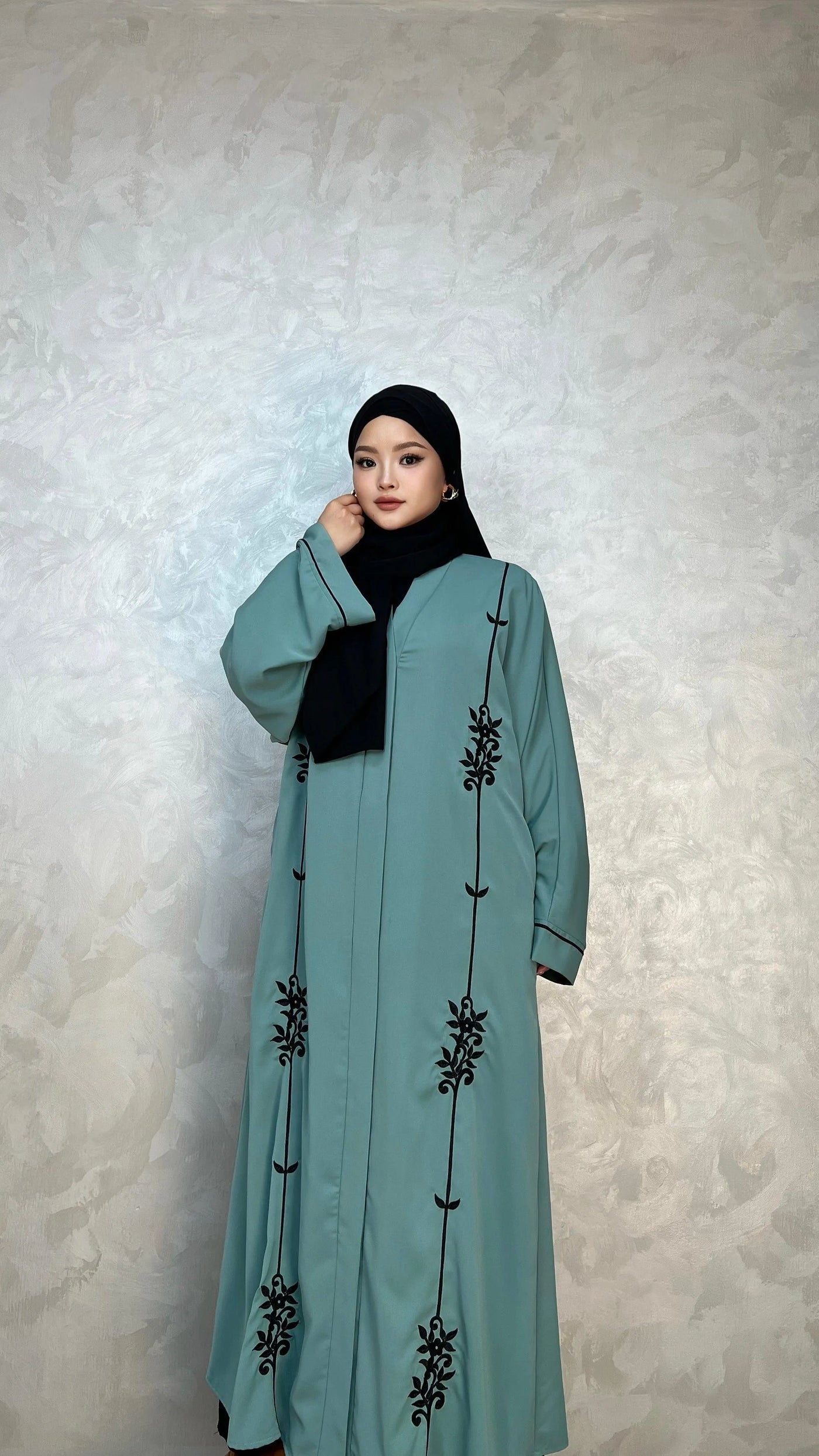 Embroidery Abaya-Nidha-With Clip Buttons- Tassel Belt - LumosModesty