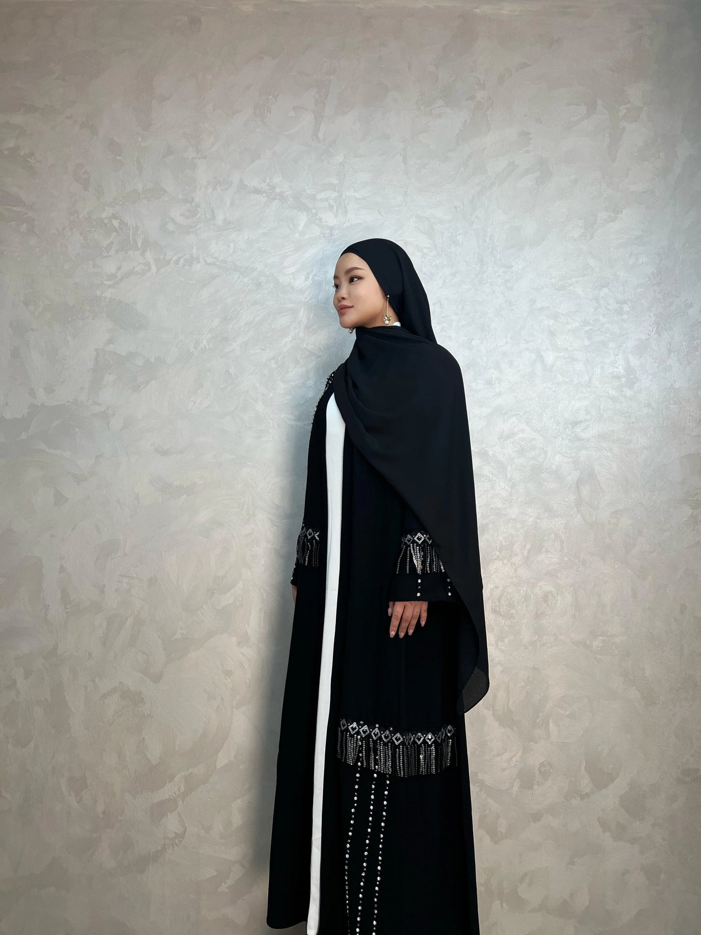 LM017 Shimmering Tassel-Diamond Tassel Abaya - LumosModesty