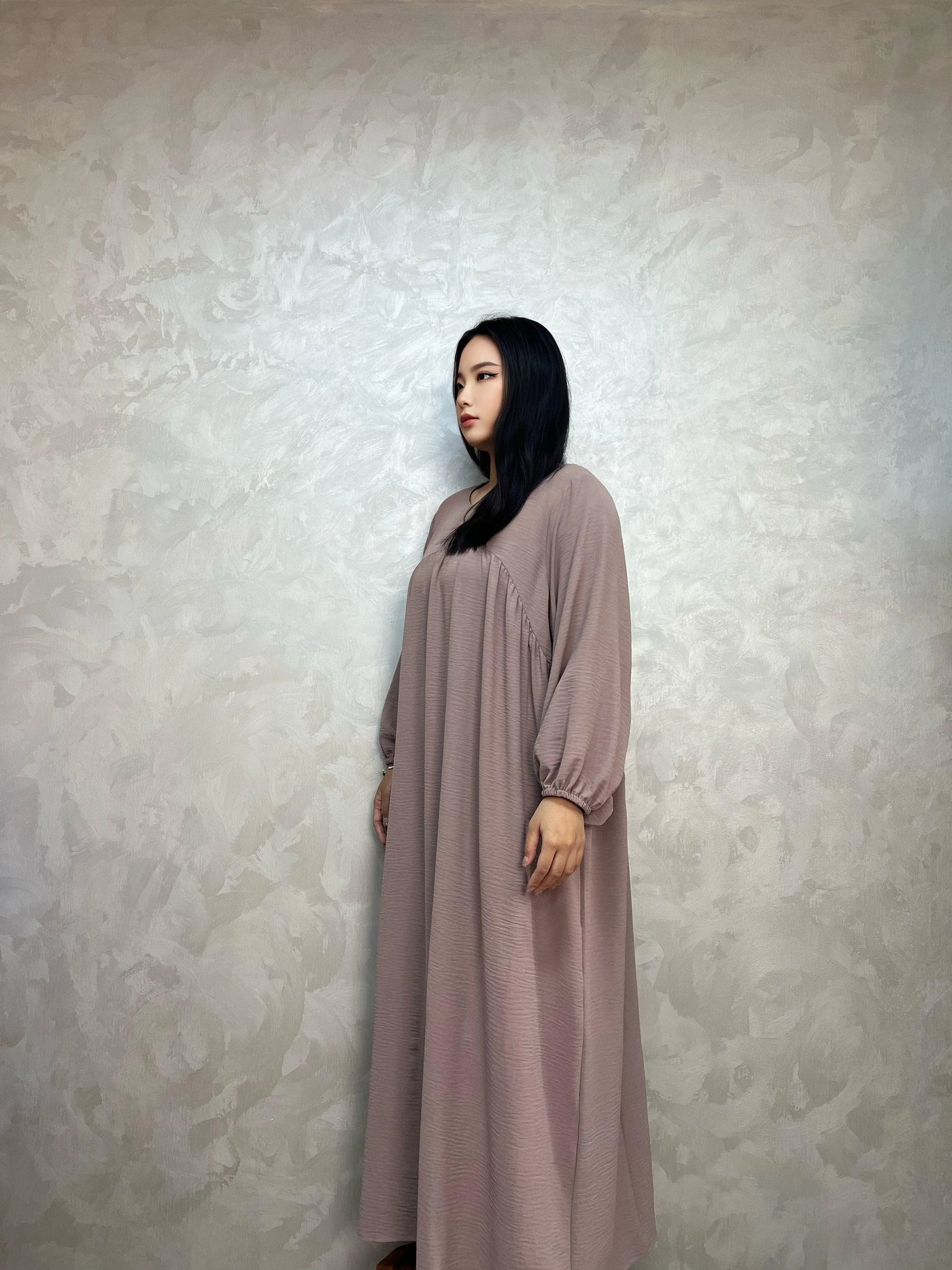 LM021 Balloon Sleeves Abaya With Pockets - LumosModesty