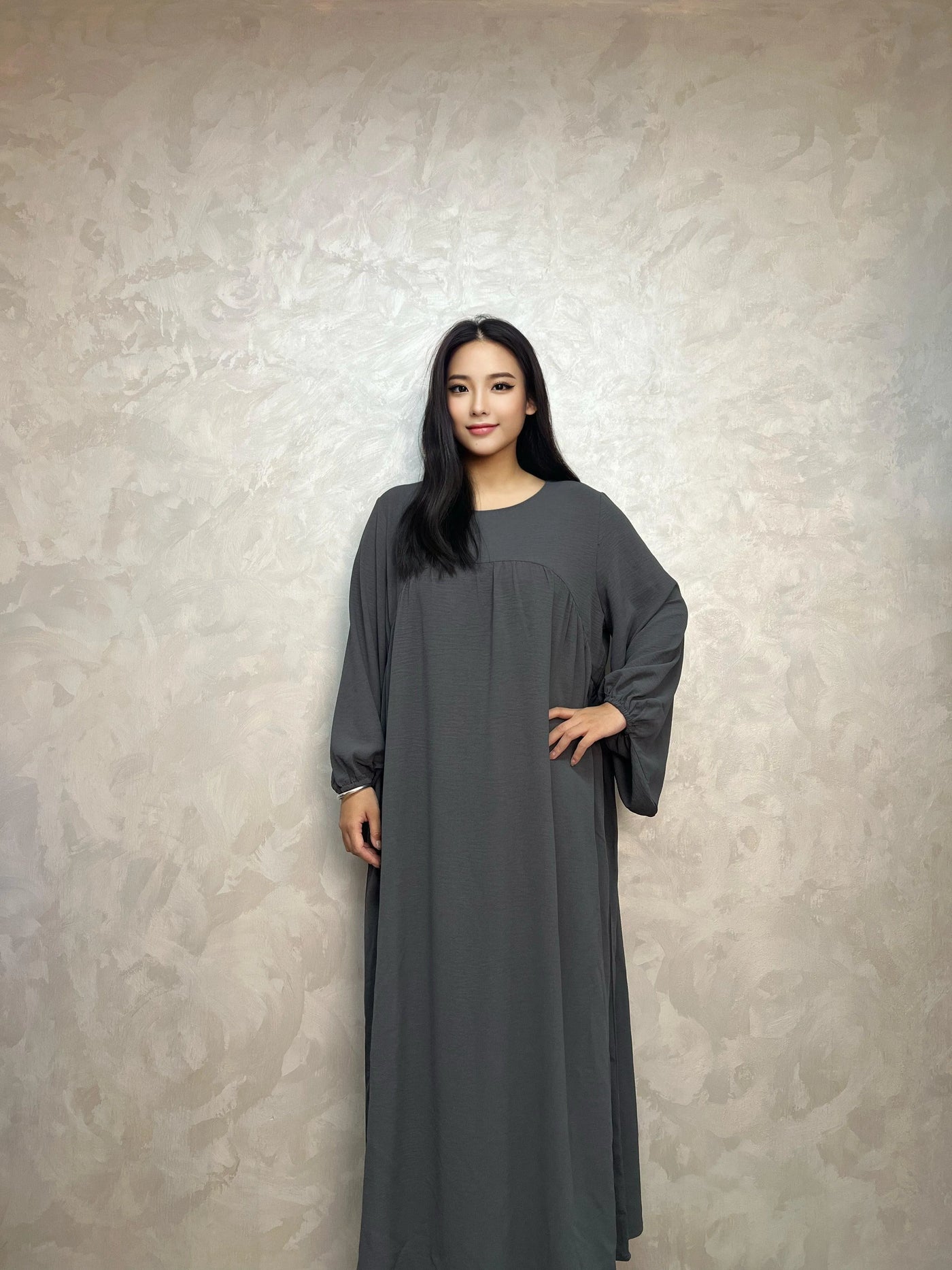 LM021 Balloon Sleeves Abaya With Pockets - LumosModesty