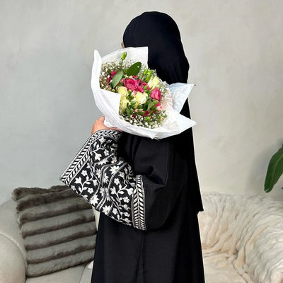 LM034 Daisy Embroidery Linen Texture Open Abaya - LumosModesty